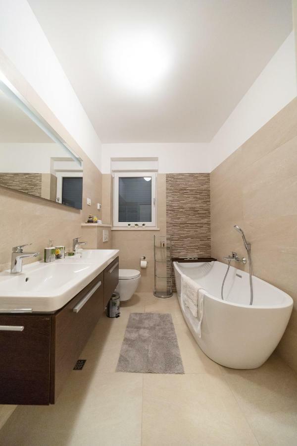 Apartment Garden Terrace زادار المظهر الخارجي الصورة